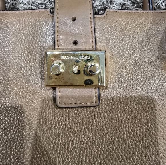 Michael Kors Bond Large Leather Satchel /Clutch in Acorn - Picture 2 of 12